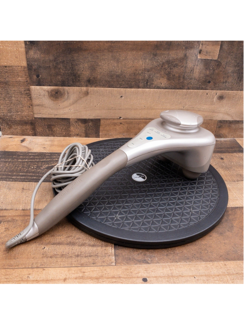 Brookstone Percussion Massager Handheld Dual Node Variable Speed Tan 235333